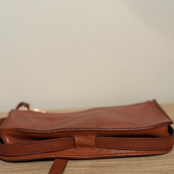 Madewell Simple Crossbody Bag - Picture 6 of 8